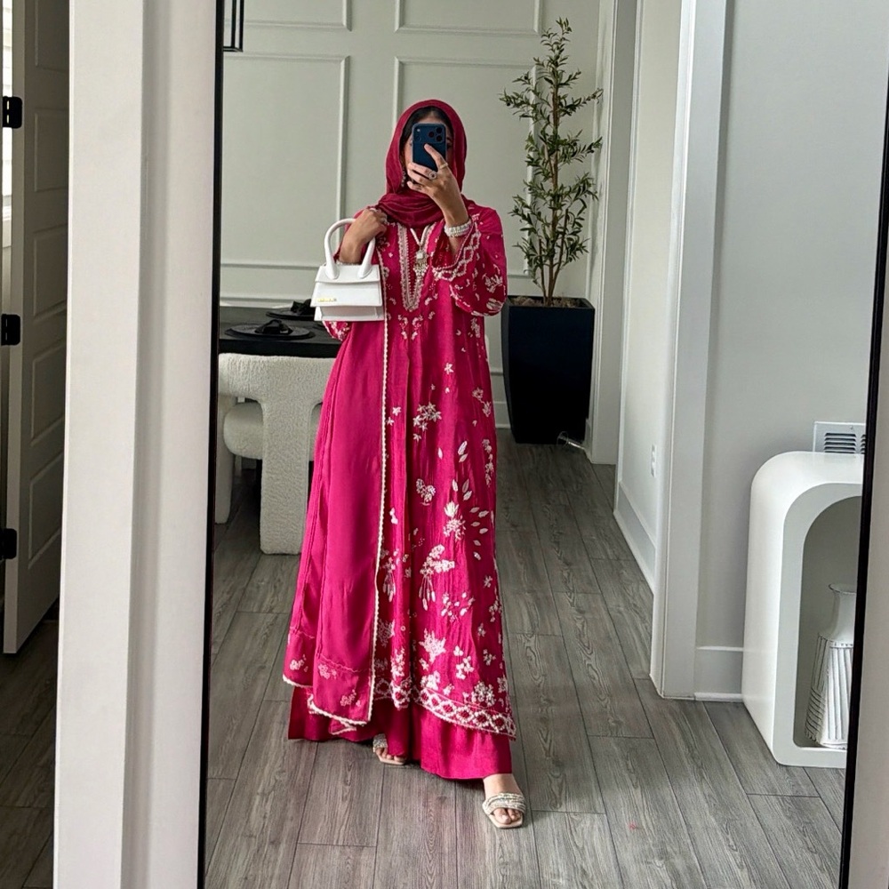 SUFFUSE silk fancy Shalwar Kameez - Picture 2 of 6
